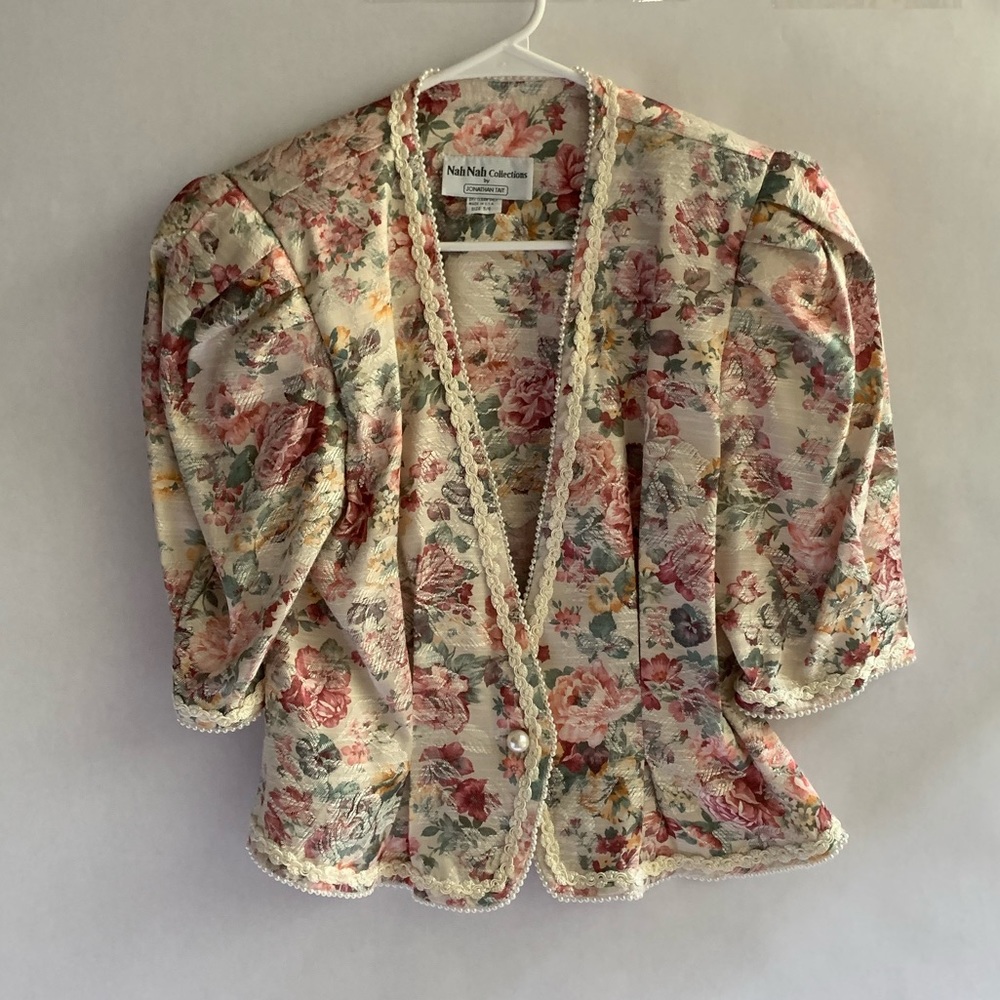 Vintage Nah Nah Collections Floral Puff Sleeve Top